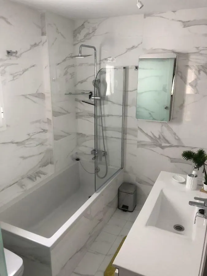 Apartamento Masai Victoria Beach. A 100 metros de la playa. Cádiz